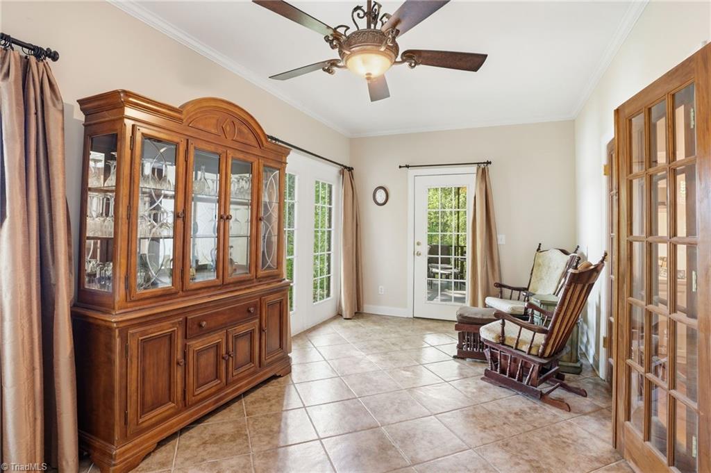 2275 River Road Property Photo 31