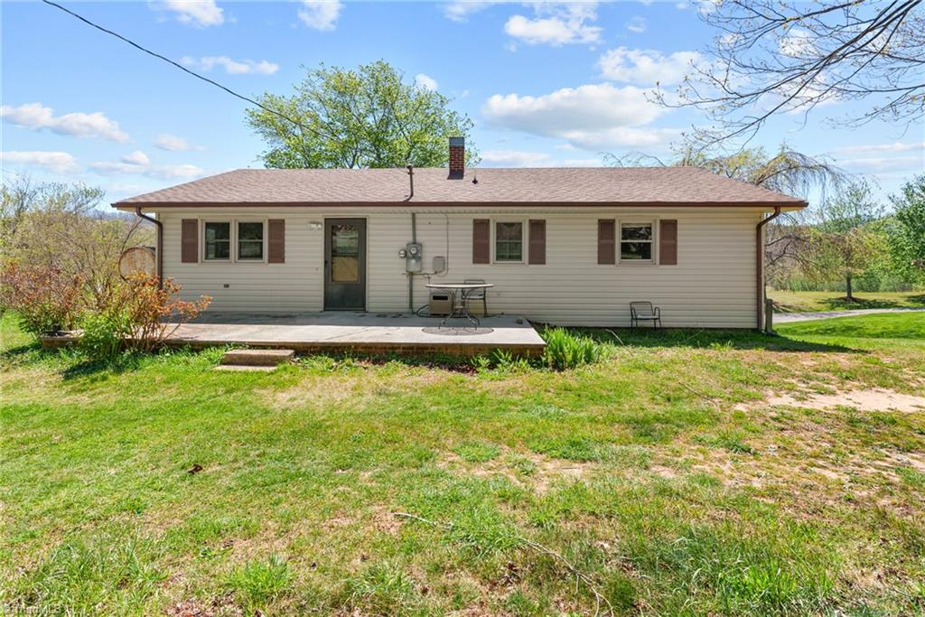 610 Collins Road Property Photo 1