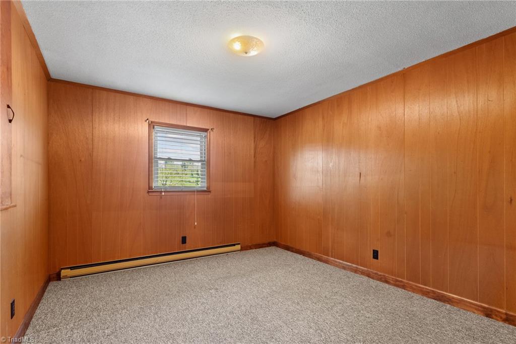 610 Collins Road Property Photo 7