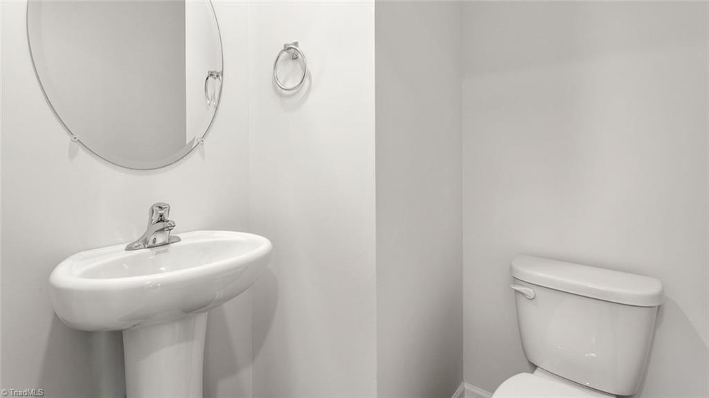 1560 String Drive Property Photo 12