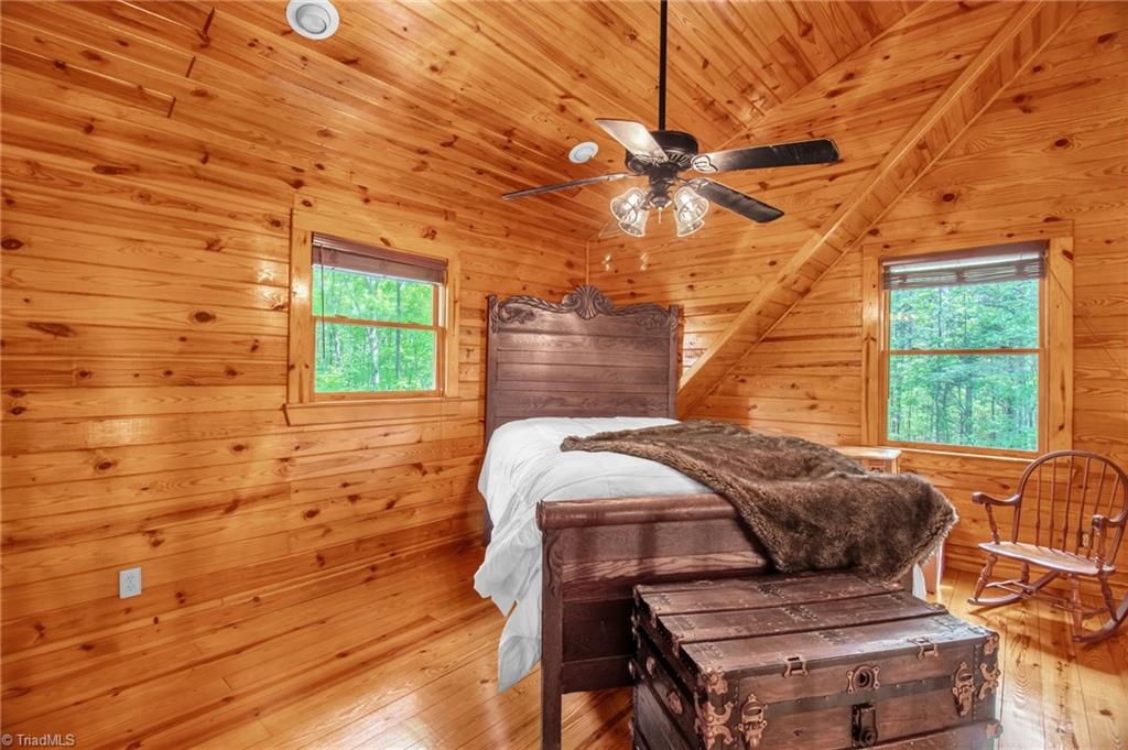 473 Graystone Road Property Photo 11
