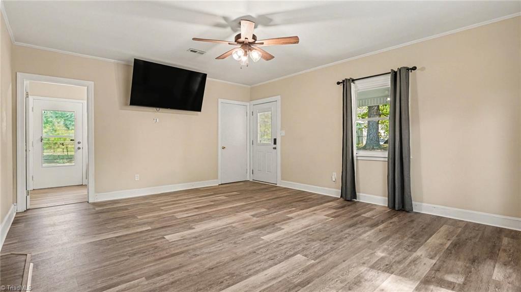 3666 Old 421 Road Property Photo 2