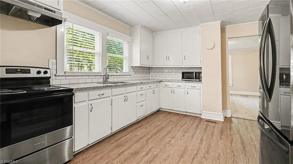 3666 Old 421 Road Property Photo 5
