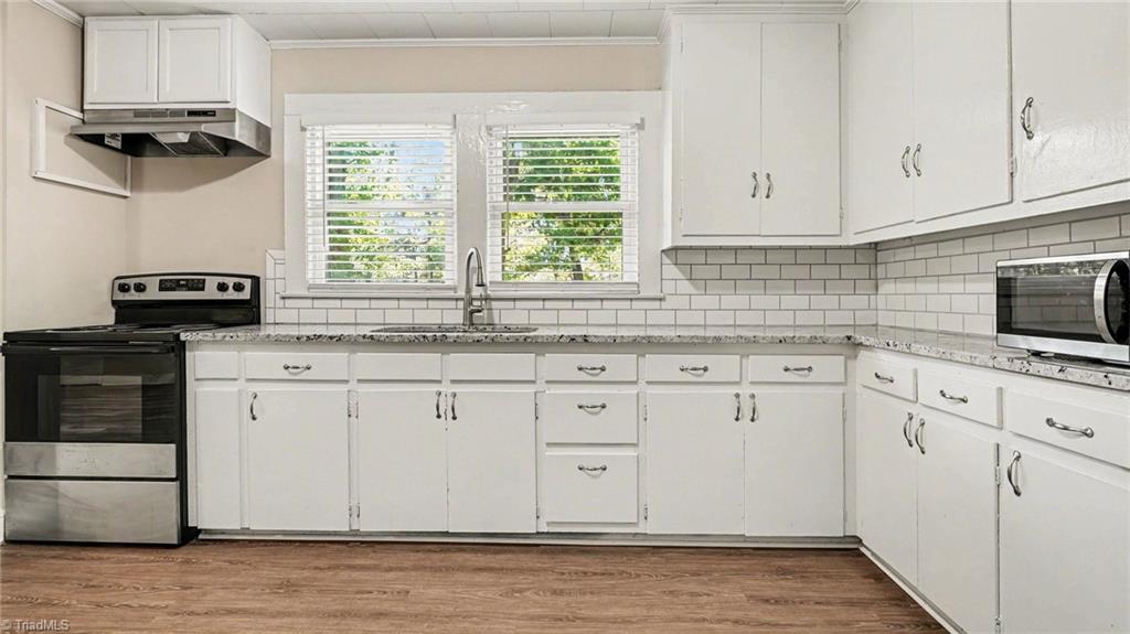 3666 Old 421 Road Property Photo 6