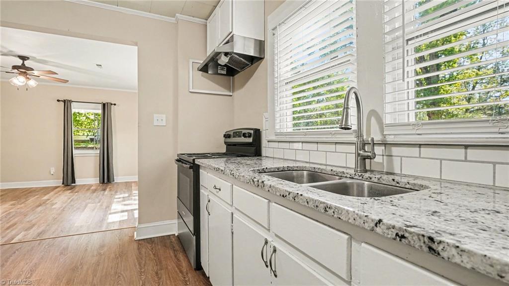 3666 Old 421 Road Property Photo 7