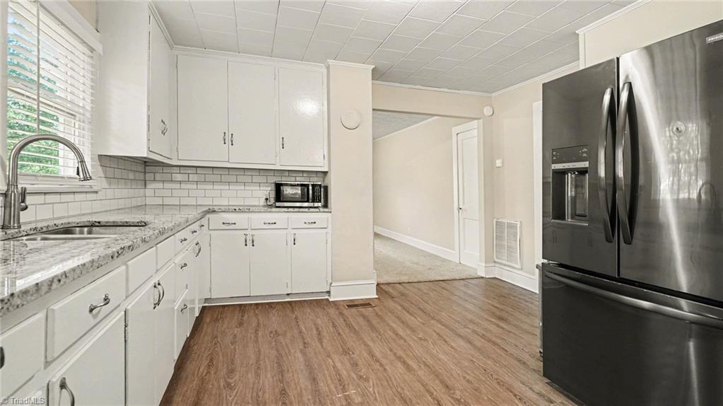 3666 Old 421 Road Property Photo 8