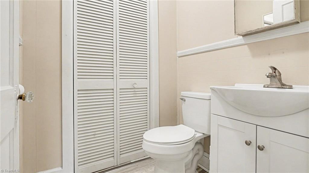 3666 Old 421 Road Property Photo 12