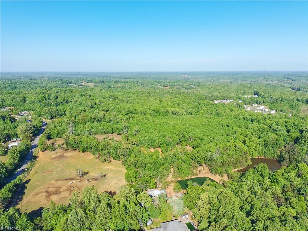 2690 Old Mountain Road Property Photo 3