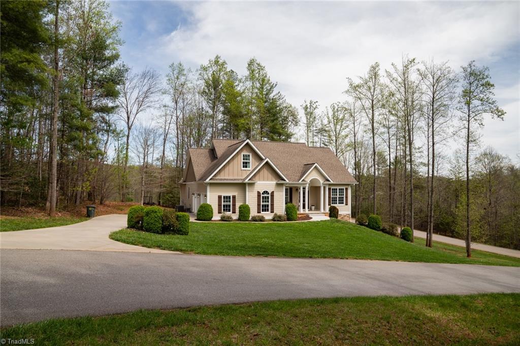 161 Burberry Drive Property Photo 1