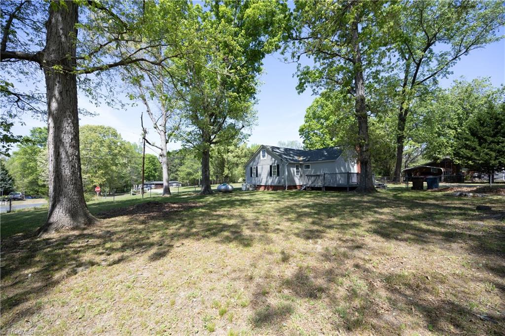 2490 Freshwater Road Property Photo 37