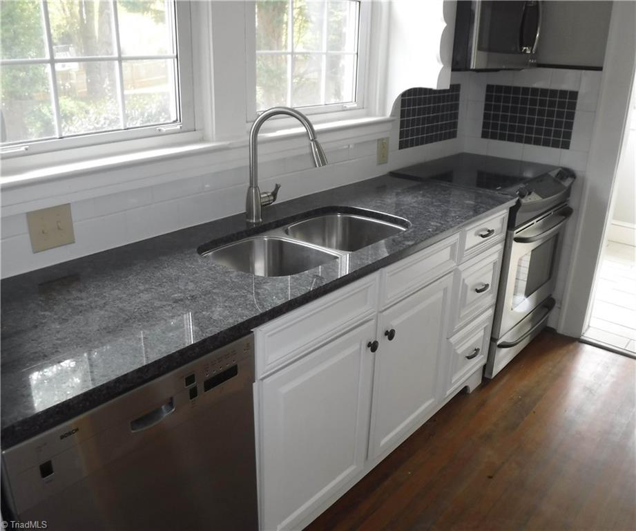 1216649 Property Photo 6