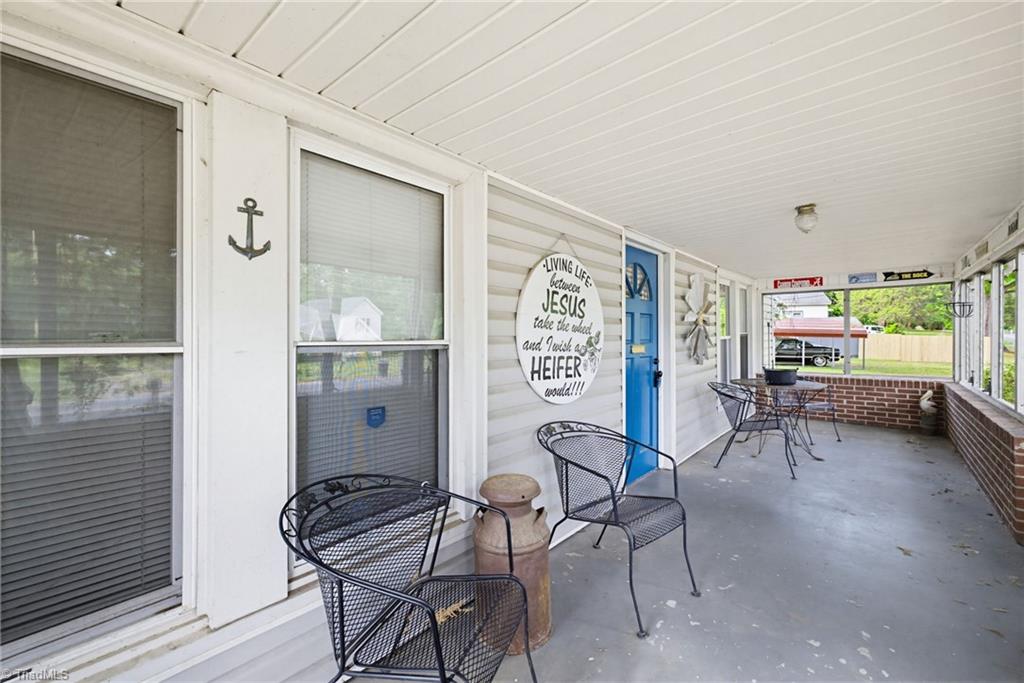 511 Early Avenue Property Photo 5