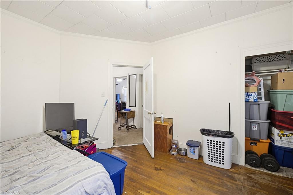 511 Early Avenue Property Photo 12