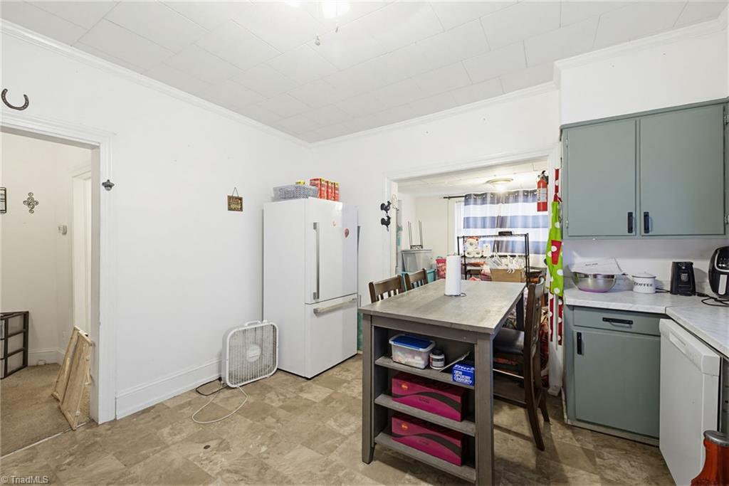 511 Early Avenue Property Photo 17