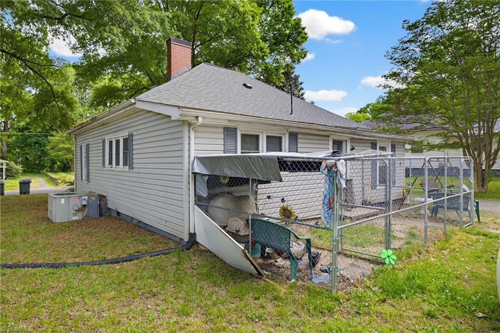 511 Early Avenue Property Photo 25