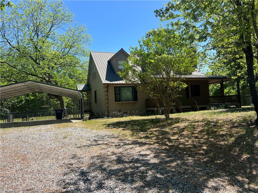 5875 Groometown Road Property Photo 2
