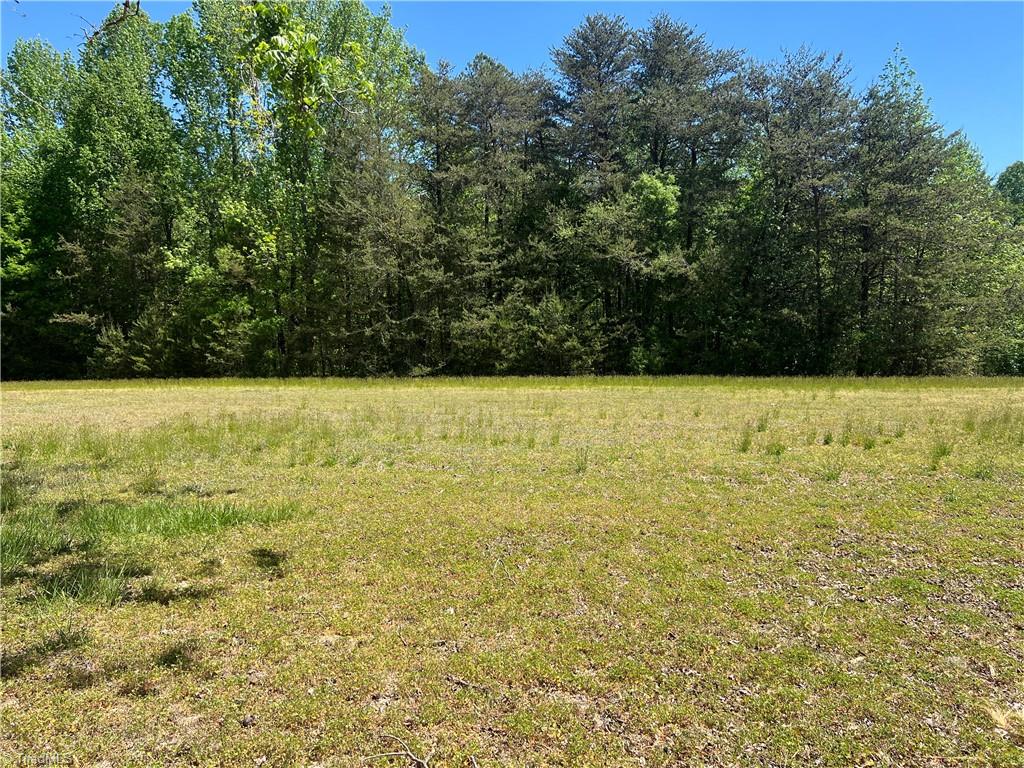 5875 Groometown Road Property Photo 8