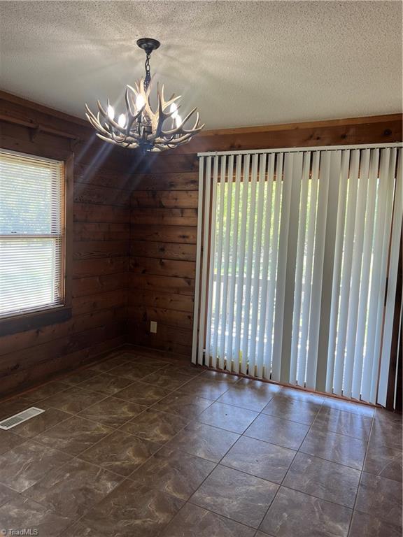 5875 Groometown Road Property Photo 19