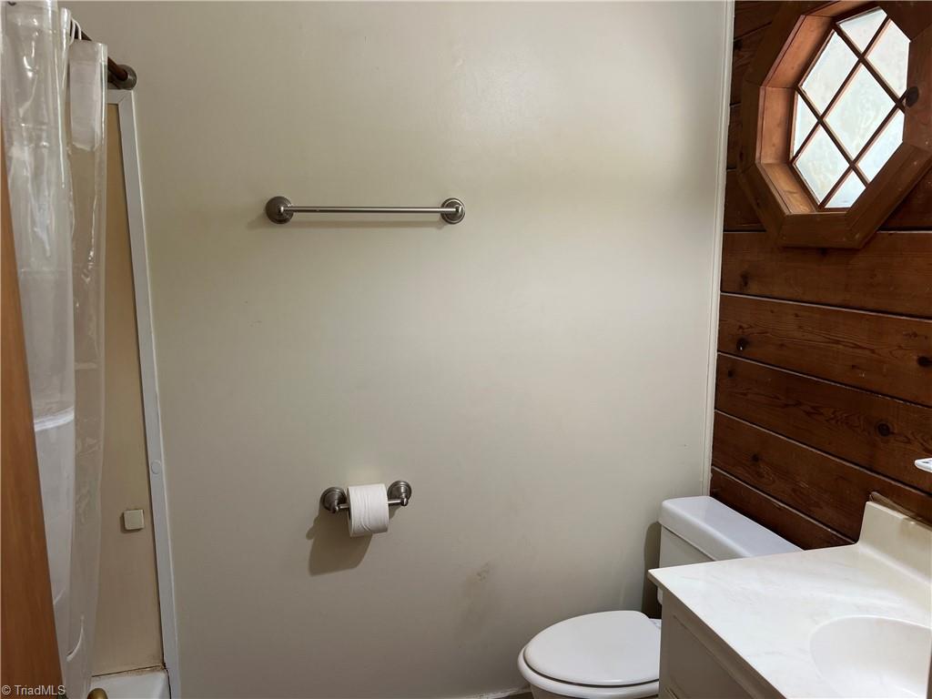 5875 Groometown Road Property Photo 29