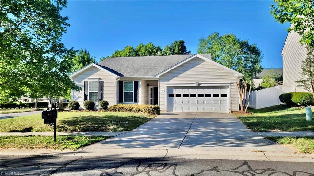 482 Shady Grove Court Property Photo 2