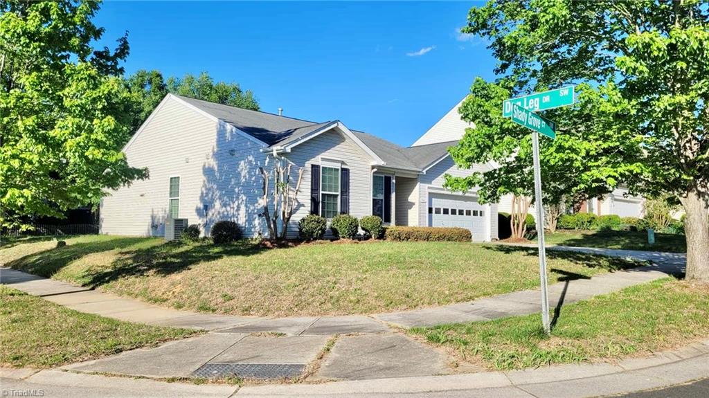 482 Shady Grove Court Property Photo 3
