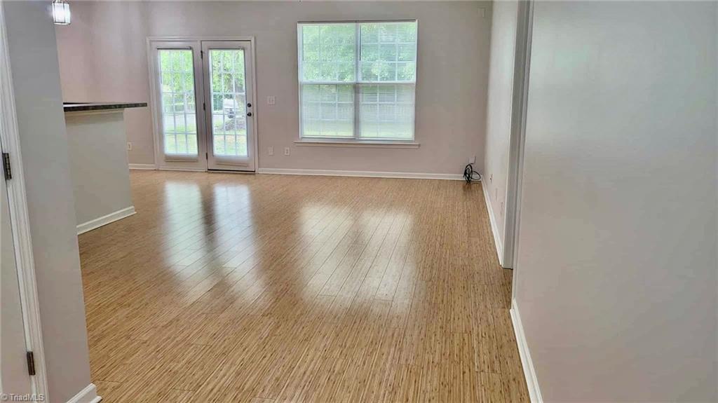 482 Shady Grove Court Property Photo 5