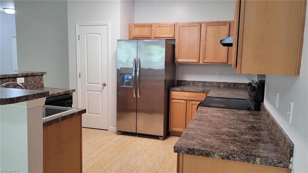 482 Shady Grove Court Property Photo 8