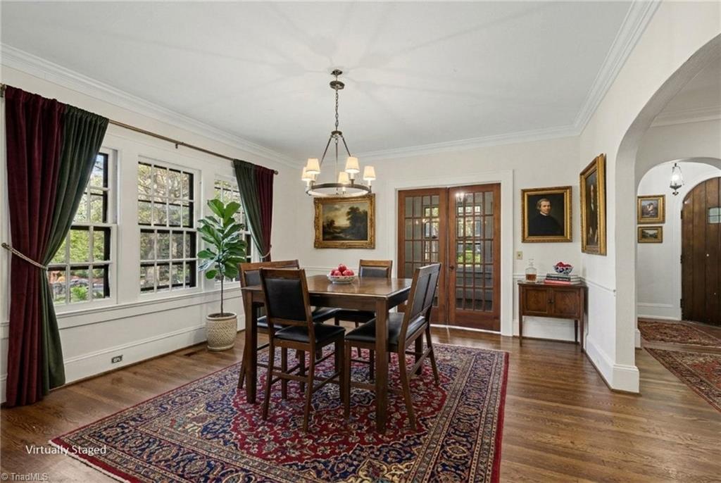 221 Spring Street Property Photo 7