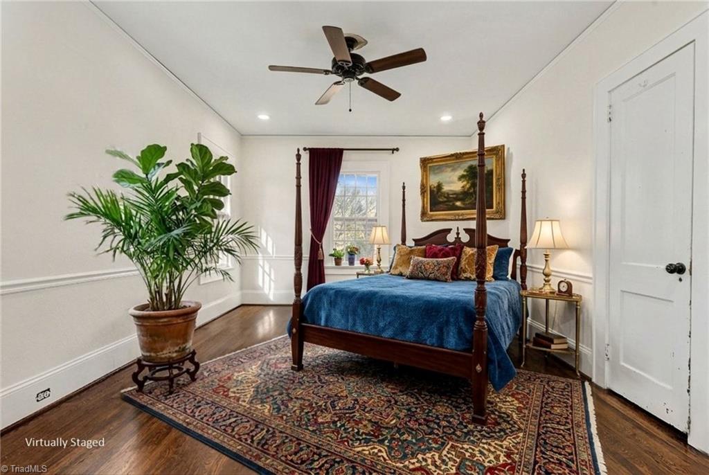 221 Spring Street Property Photo 12