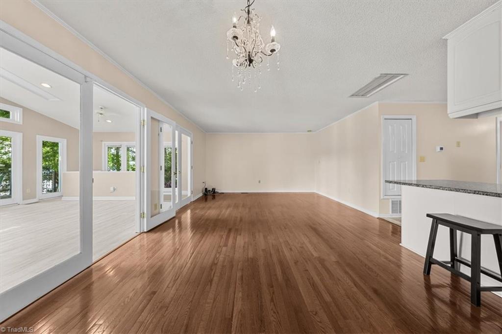 330 Hillview Drive Property Photo 21