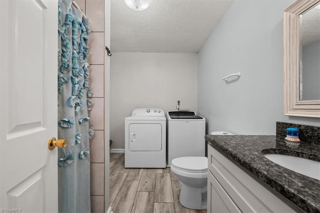 330 Hillview Drive Property Photo 30