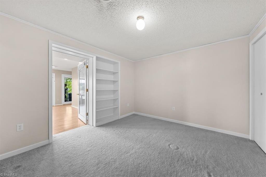 330 Hillview Drive Property Photo 36