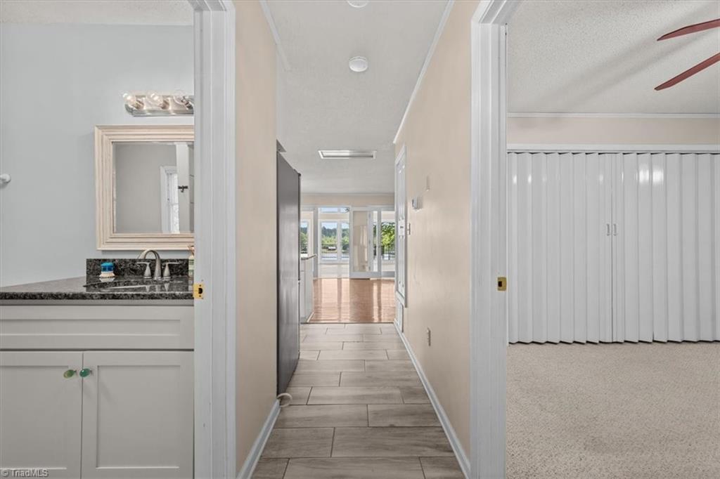 330 Hillview Drive Property Photo 40
