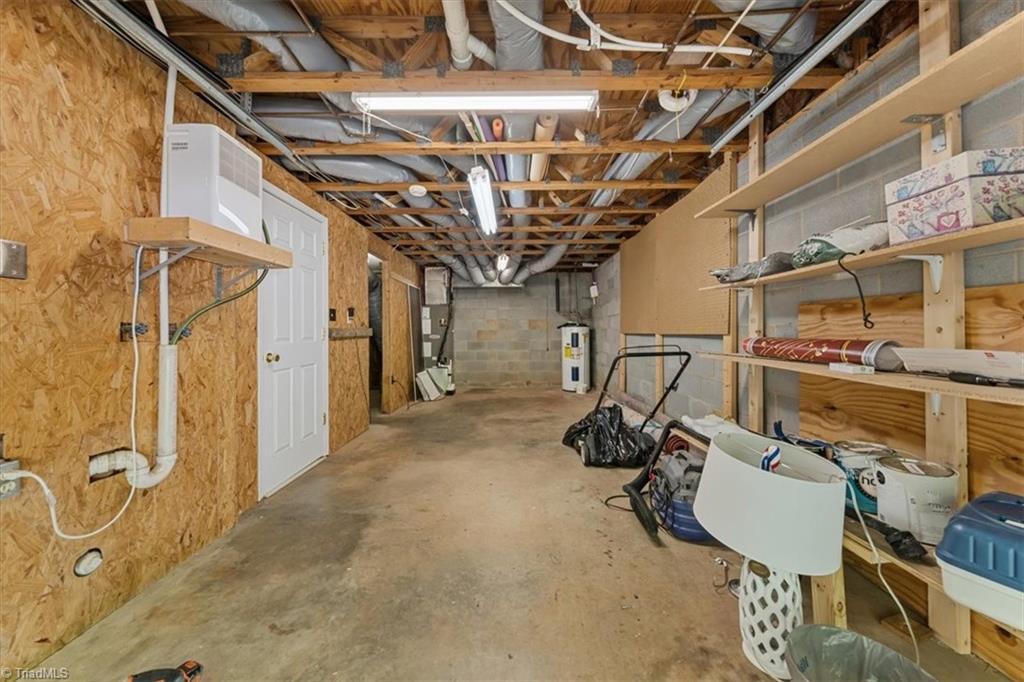 330 Hillview Drive Property Photo 41