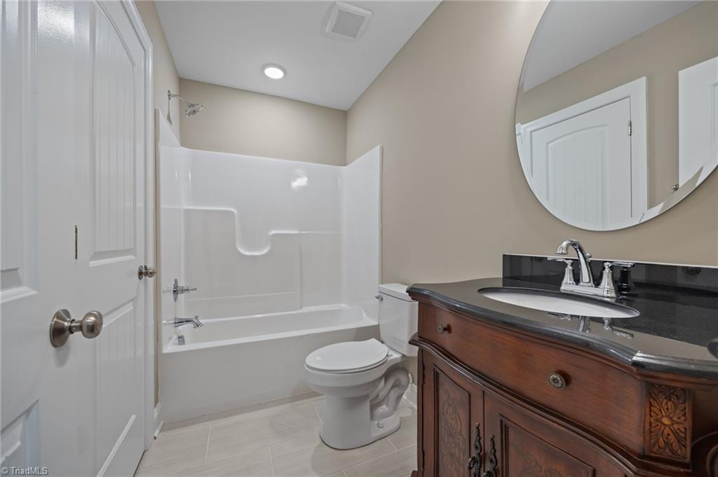 1875 Paragon Drive Property Photo 28