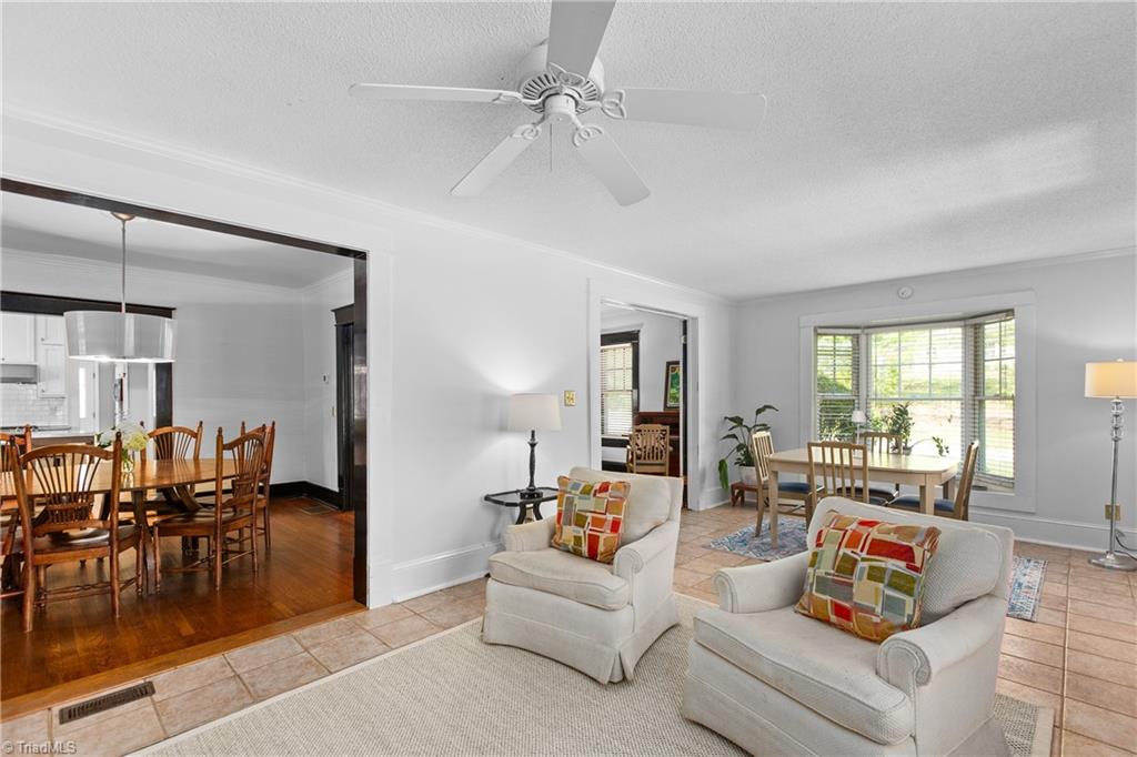 601 Colonial Drive Property Photo 7
