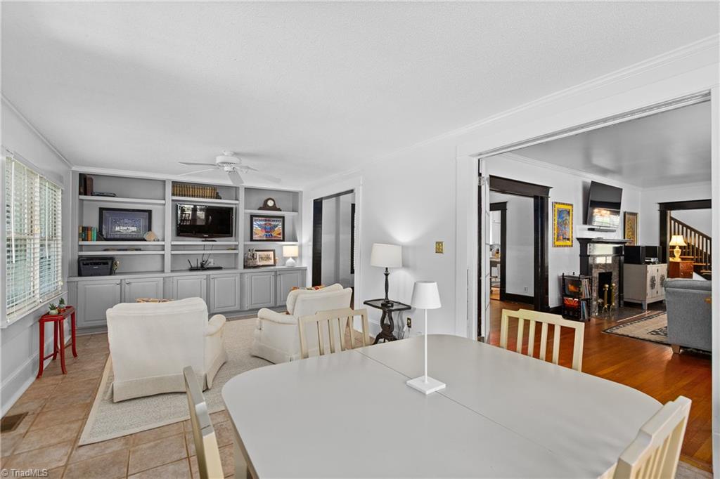 601 Colonial Drive Property Photo 8