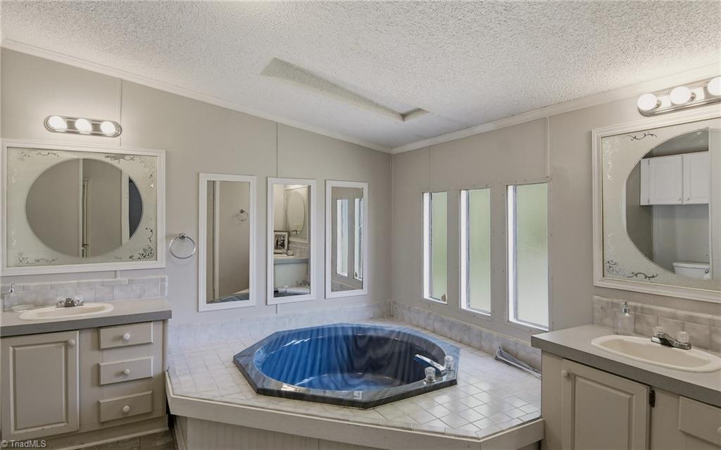 1810 Wilma Avenue Property Photo 21