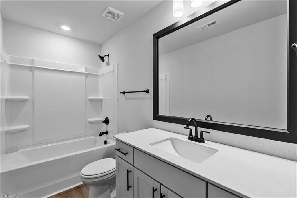 3015 Bayou Street Property Photo 28