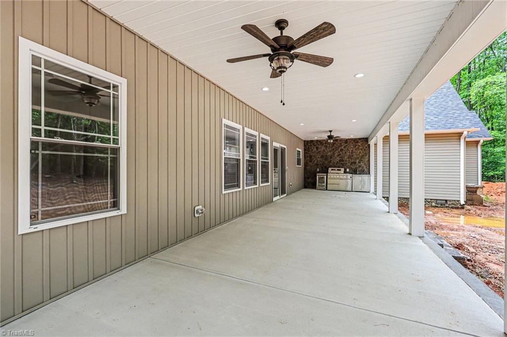 582 Starboard Reach Property Photo 7