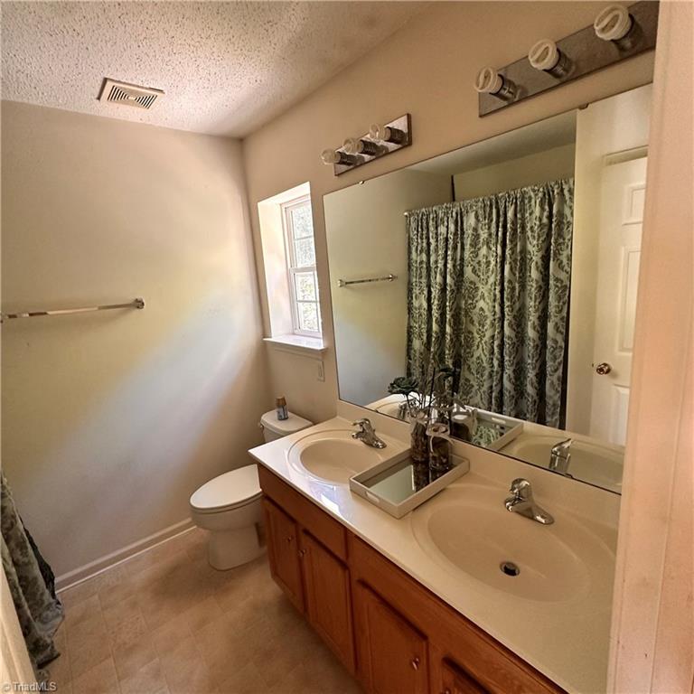 283 Malamute Lane Property Photo 8
