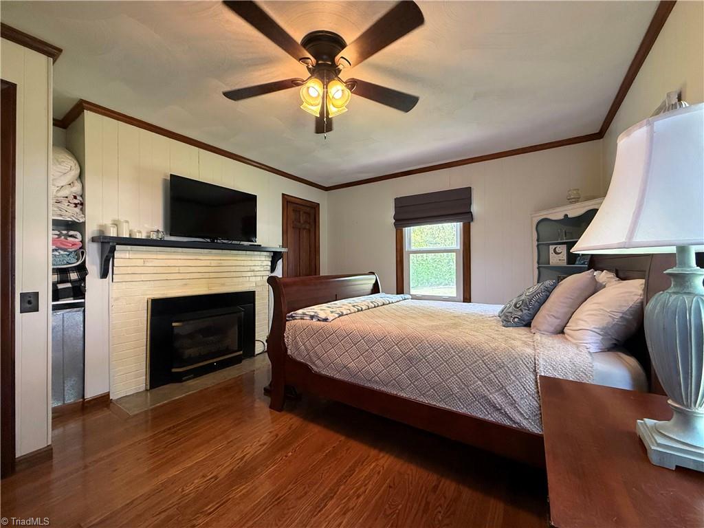 60 Edwin Property Photo 13
