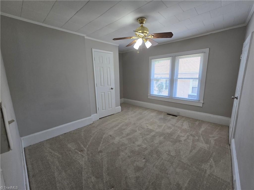 454 24th Street W Property Photo 12