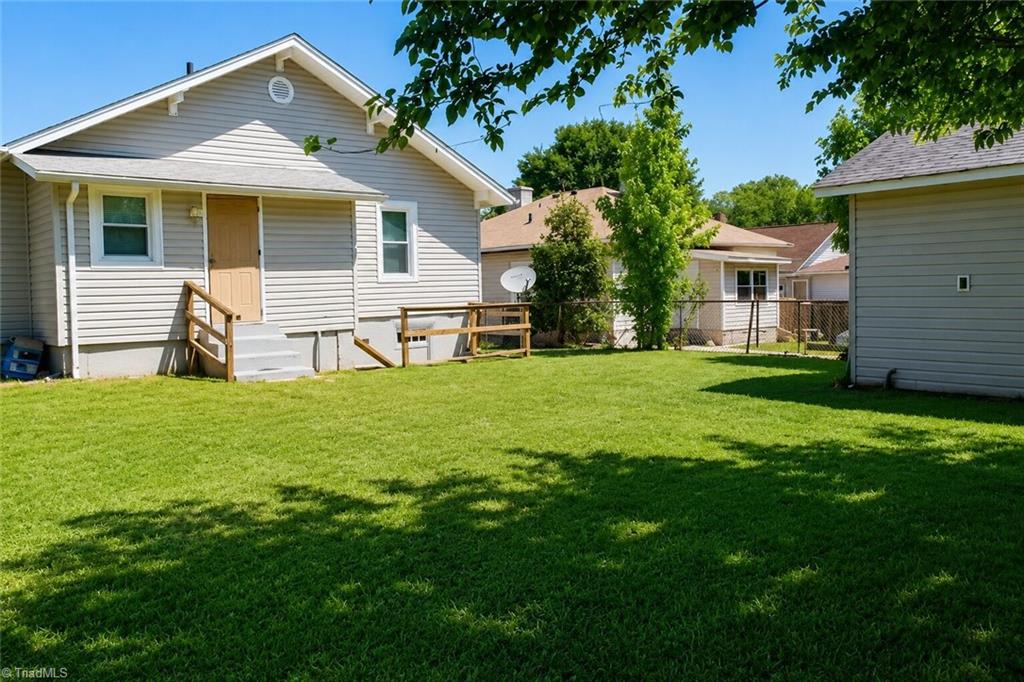 454 24th Street W Property Photo 18