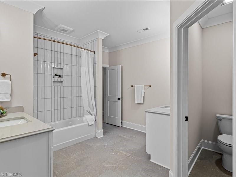 7521 Shadow Creek Drive Property Photo 33