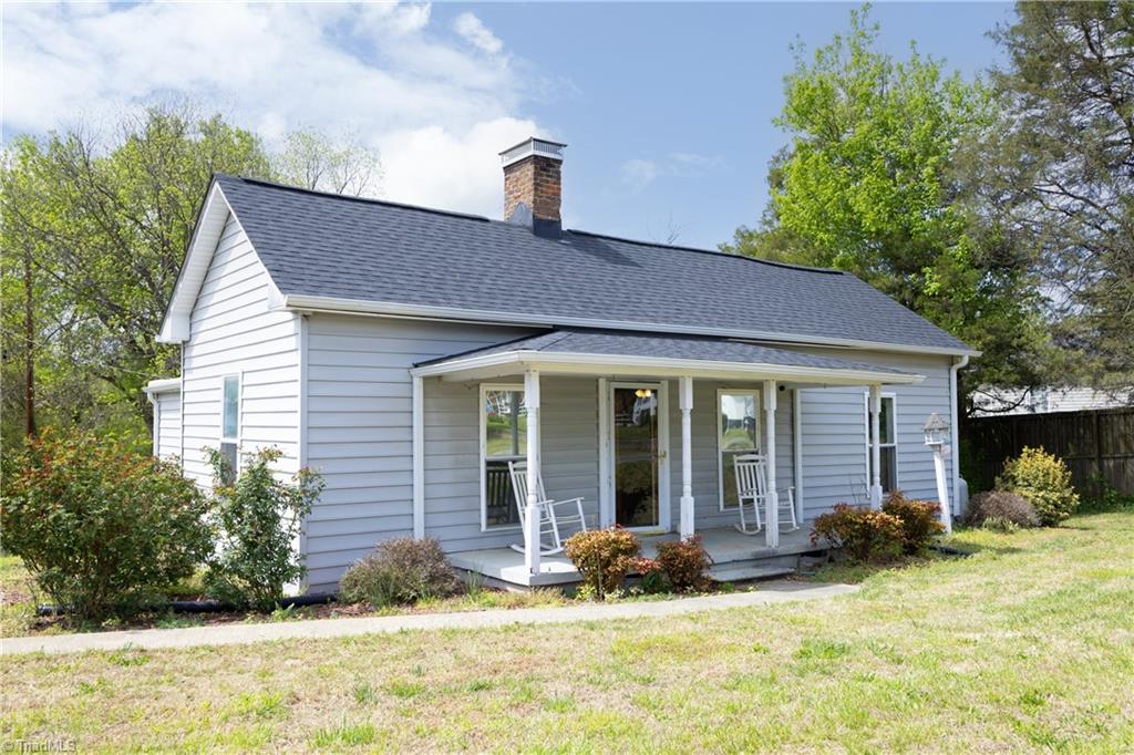 3046 Cherokee Drive Property Photo 1
