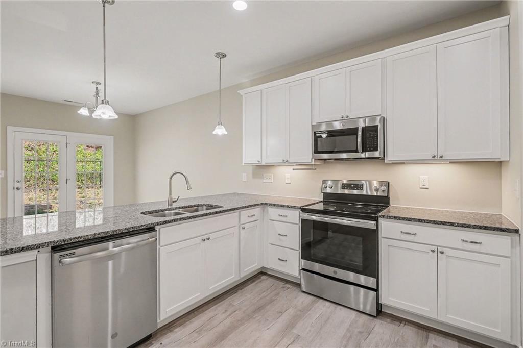 496 Quick Silver Drive Property Photo 16