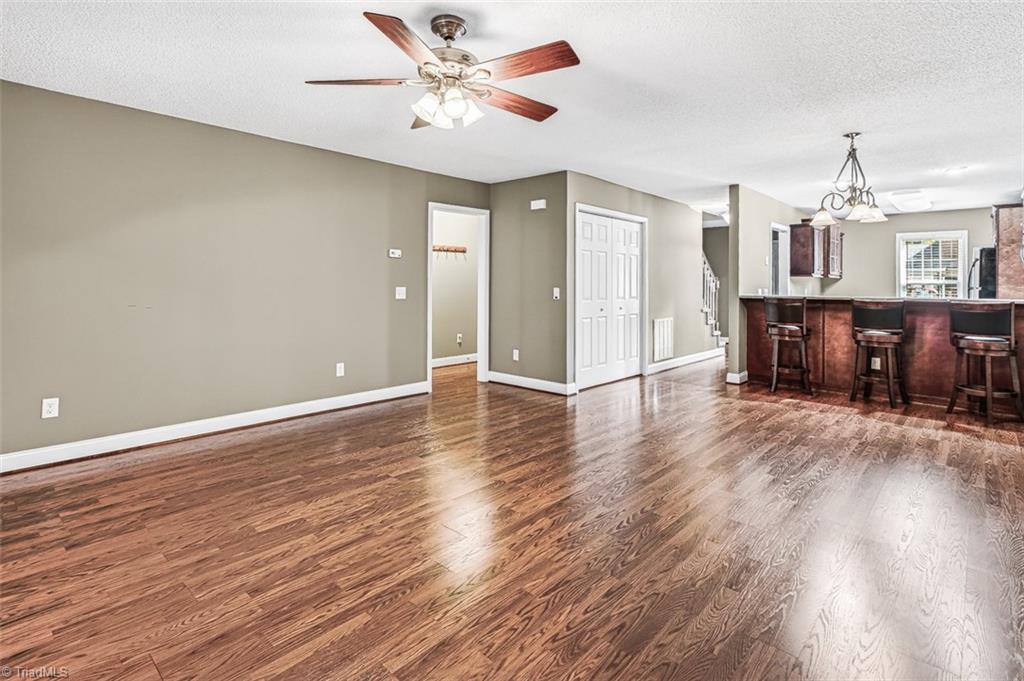 725 S Main Street # 2a Property Photo 6
