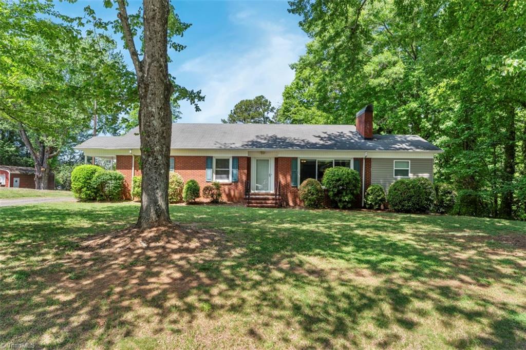 213 Old Westfield Road Property Photo 8
