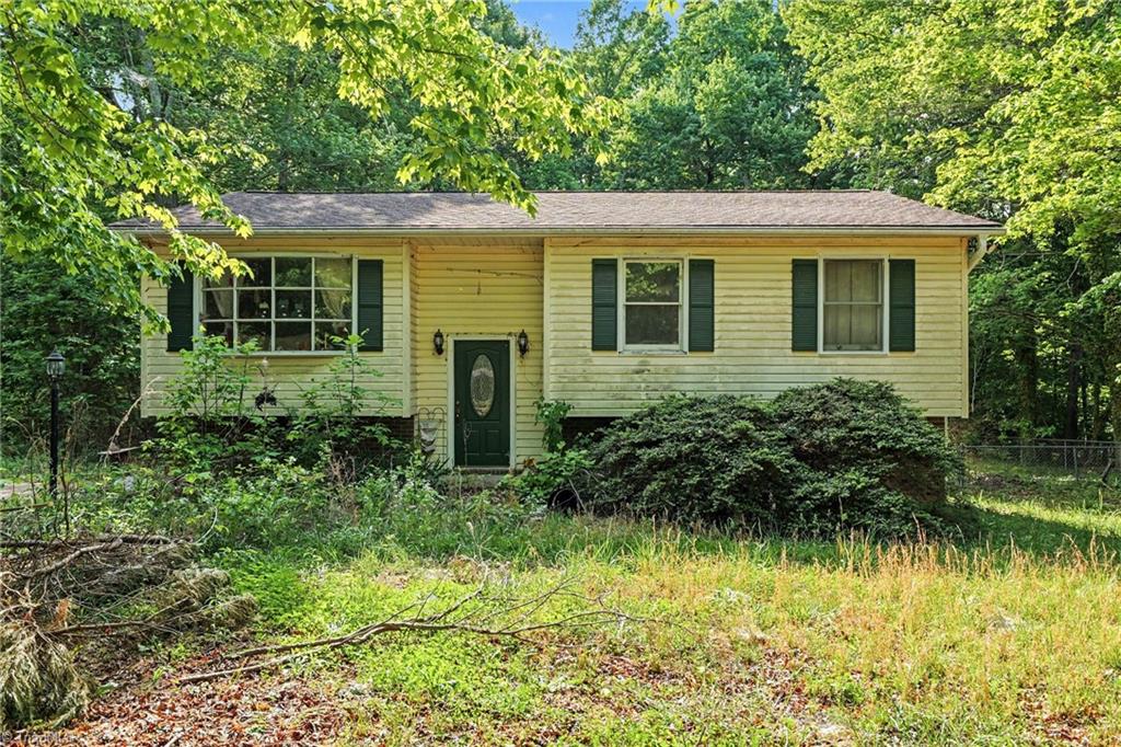1412 Kiger Road Property Photo 1